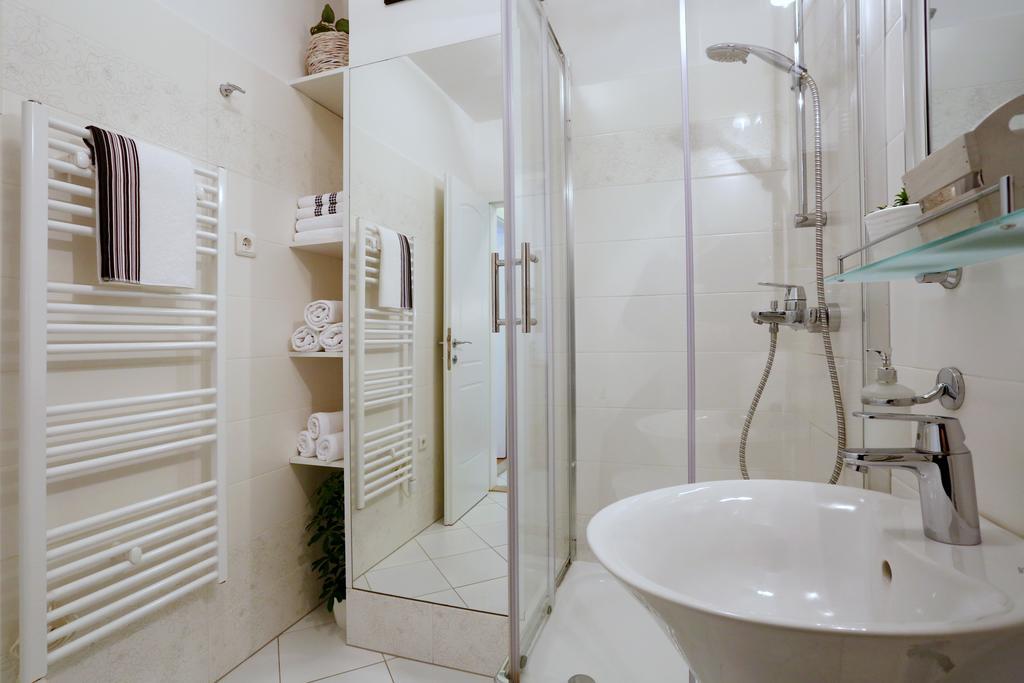 Center Apartment
